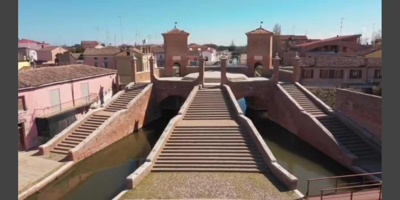Marina Degli Estensi Floating Resort Llido Degli Estensi Exterior foto